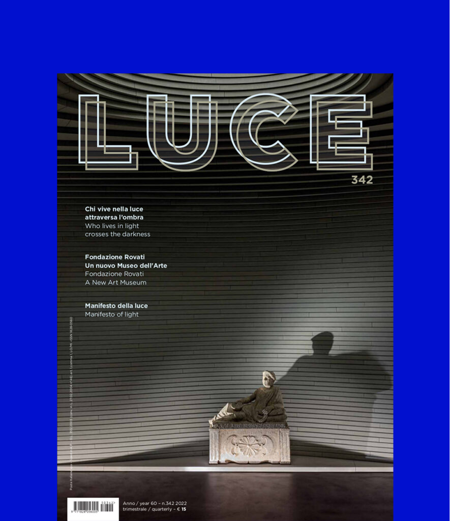 Leggici su LUCE 342