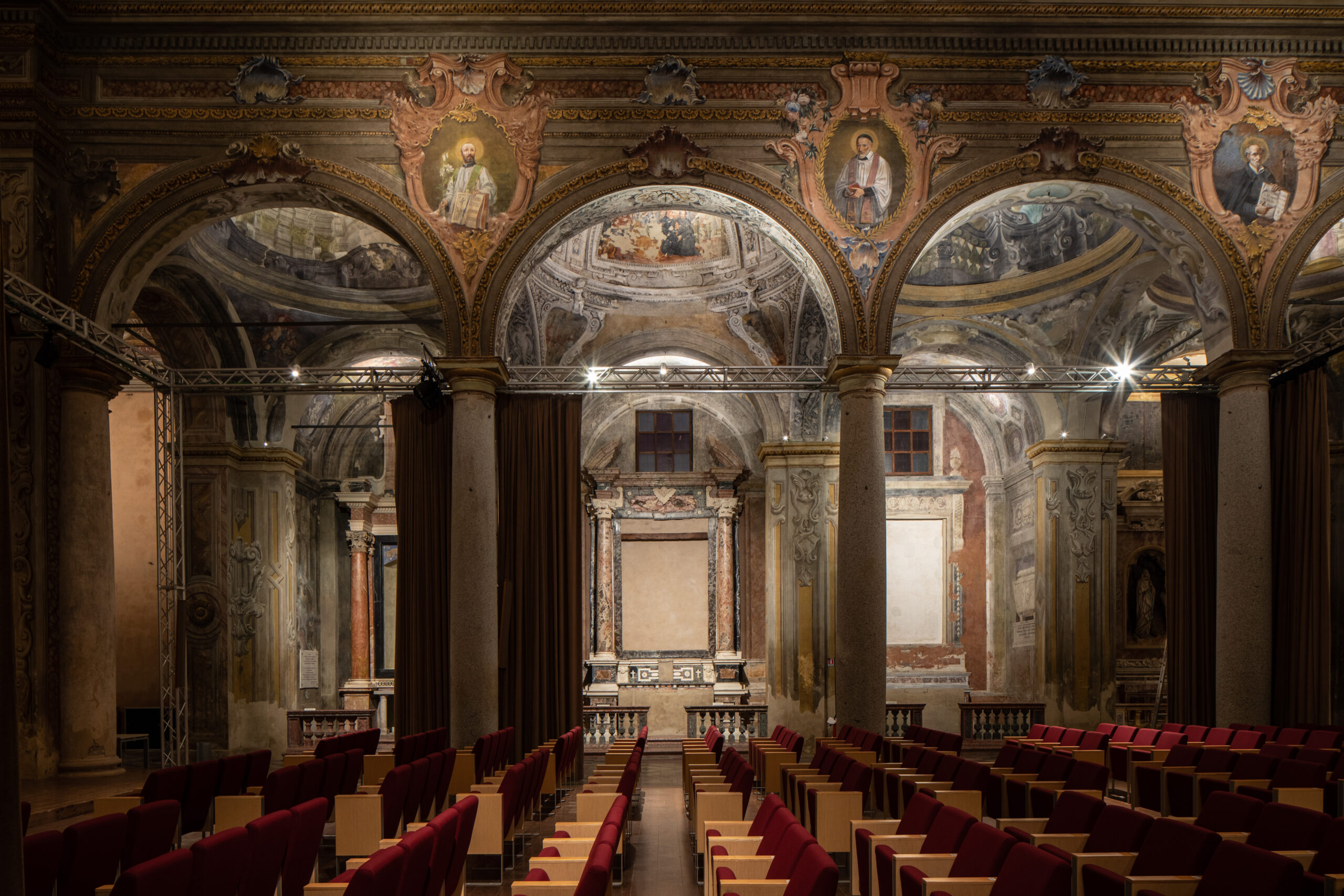 i-dea luce architettura nuova illuminazione piacenza sala dei teatini